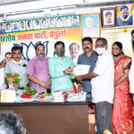 पोलिस पाटीलांचा कोरोना योद्धा म्हणून गौरव