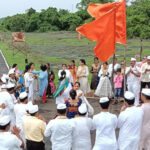 आता कोठे धावे मन । तुझे चरण देखलीया
