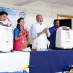 सेवाभावी संस्थांना वैद्यकीय साहित्य प्रदान 