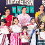 वेशभूषा स्पर्धेतील विजेत्यांचा गौरव
