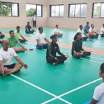 व्यस्त जीवनशैलमधून योगासाठी वेळ द्या-परितोष कंकाळ