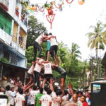 गाडीअड्डा येथे चार थर रचत फोडली दहीहंडी