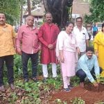 विविध उपक्रमांनी माजी आम.राजन तेलींचा वाढदिवस साजरा