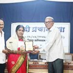 आदर्श शिक्षक पुरस्कारांचे वितरण