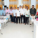 वाढदिवसानिमित्त रूग्ण साहित्य व फळांचे वाटप