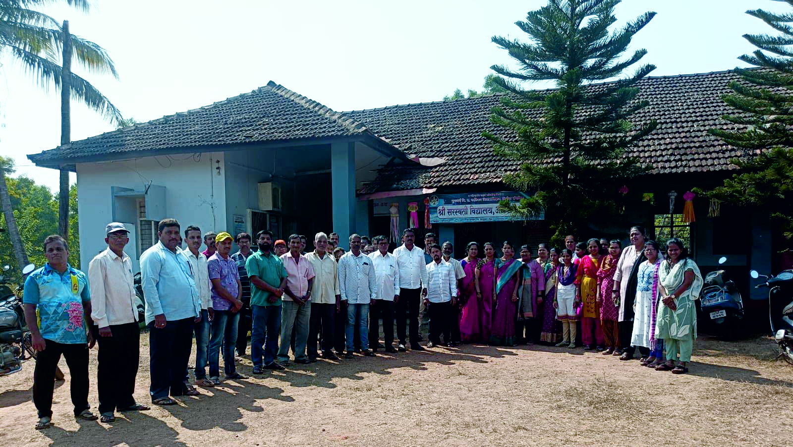 आरवली टाक शाळेच्या भवितव्यासाठी पालक-ग्रामस्थ एकवटले