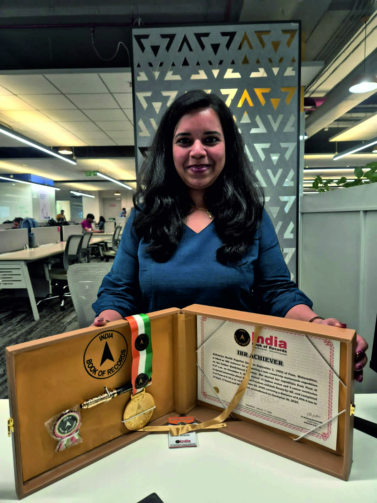 रॉयल एनफिल्ड बाईक सखी रायडर : ऐश्वर्या मराठे-नगरकर