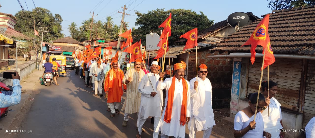 भव्य स्वागत यात्रेने वेंगुर्ल्यात नविन वर्षाचे स्वागत समई आणि लेझिम नृत्याने मिळविली वाहवा