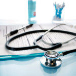 ‘कागदी’ डॉक्टरांच्या विळख्यात जनतेचे आरोग्य..!