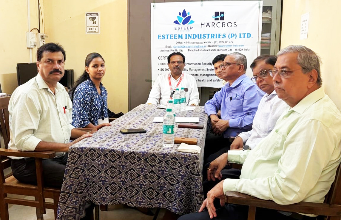 बॅ. खर्डेकरच्या विद्यार्थ्यांची नामांकित कंपनीत निवड